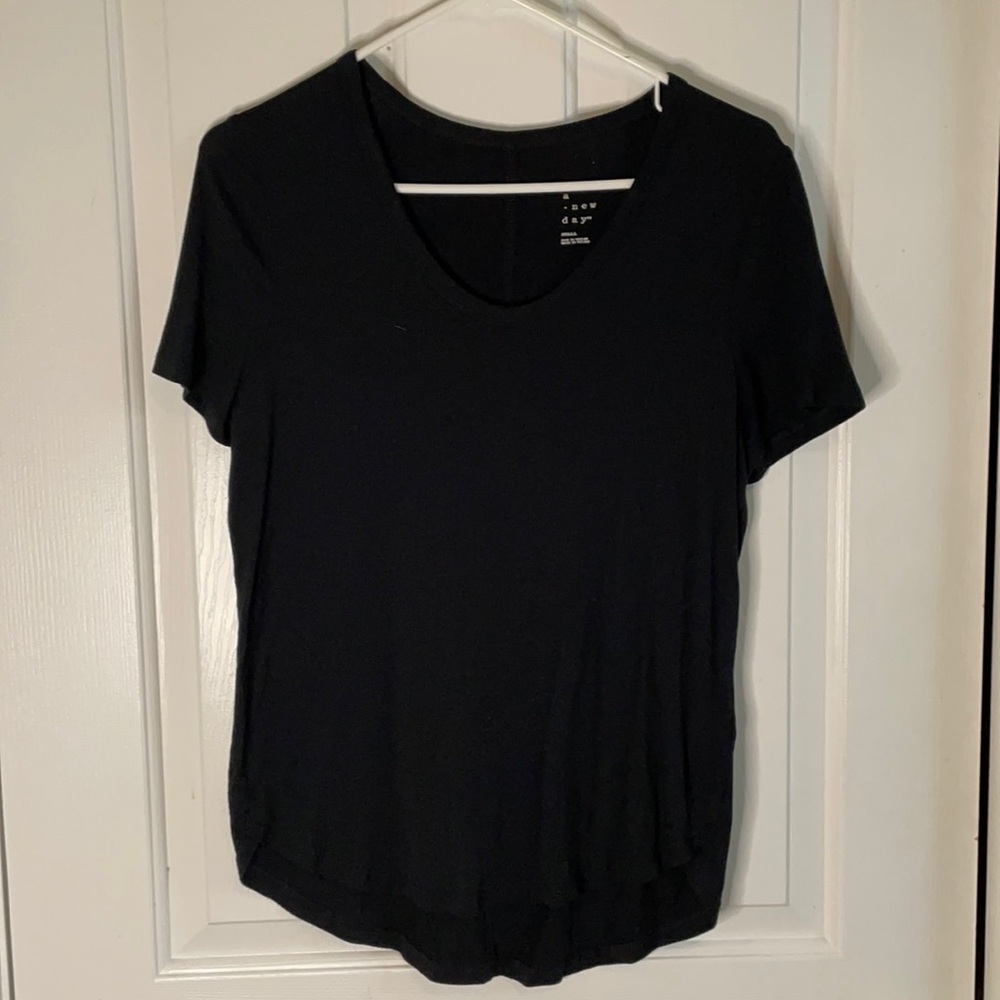 Black t-shirt